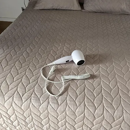 ゲストハウス Al Moniz