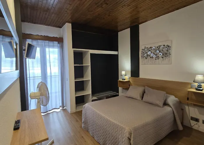 Konukevi Al Moniz Água de Pena