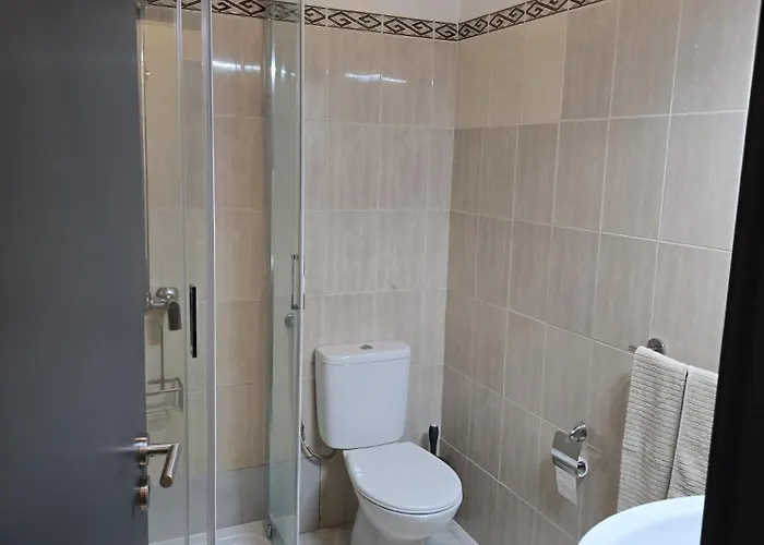 Guest house Al Moniz 3*