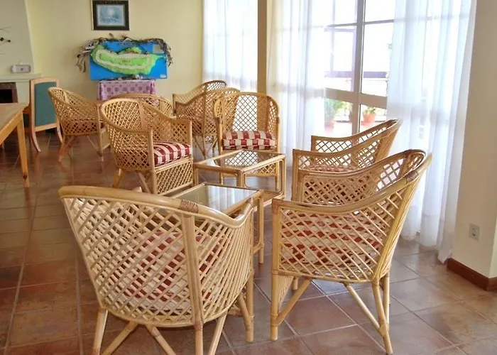 Al Moniz Guest house 3*