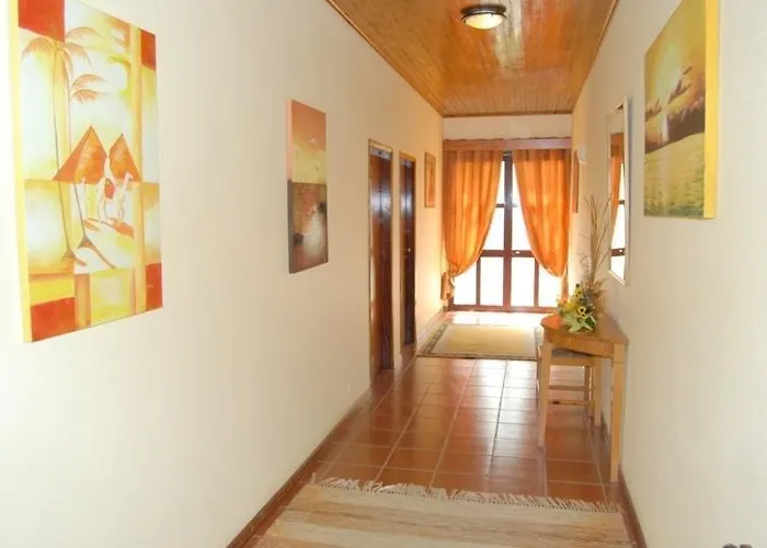 Al Moniz Guest house 3*