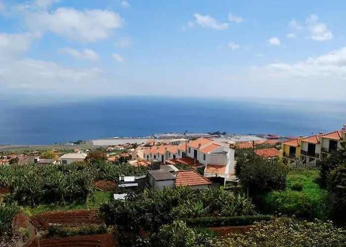 Al Moniz Guest house 3*